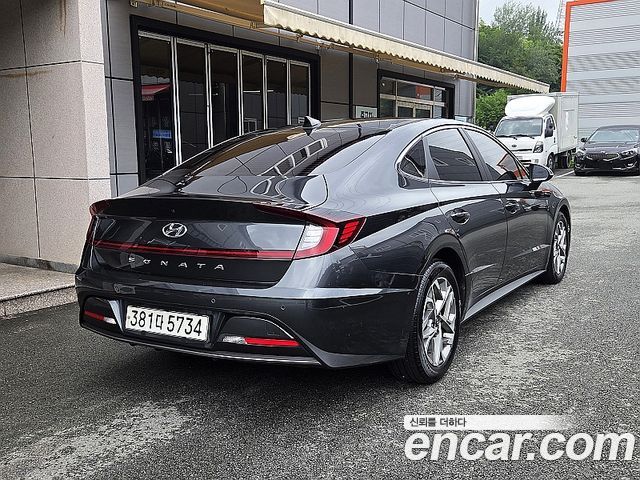Hyundai Sonata DN8 2.0 Premium Family - фото 2