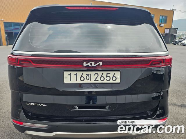 Kia Carnival 4-го поколения 9-Seater Signature - фото 3