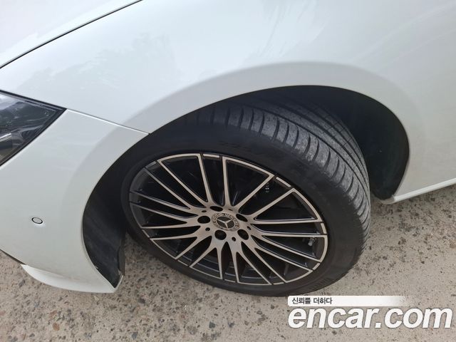 Mercedes-Benz C-Class W206 C200 Avantgarde - фото 4