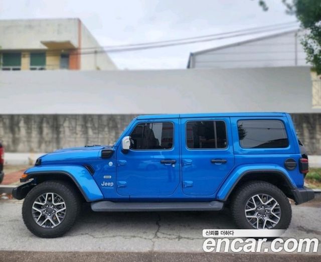 Jeep Wrangler JL 2.0 Overland 4Door 4xe - фото 2