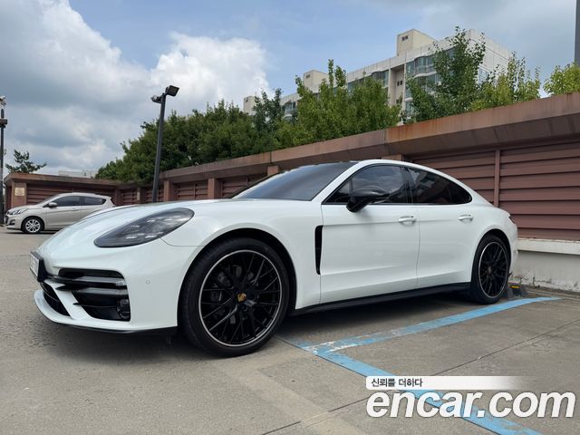 Porsche Panamera 3.0 AWD - фото 1