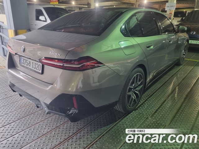 BMW 5-Series G60 520i M Sport - фото 3