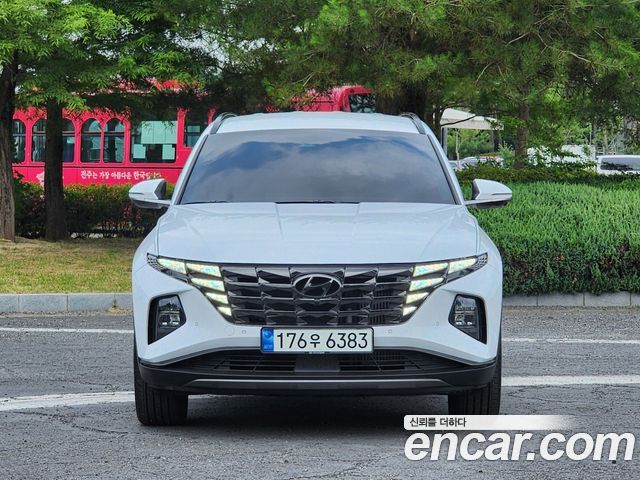Hyundai Tucson NX4 Gasoline 1.6 Turbo 2WD Inspiration - фото 1