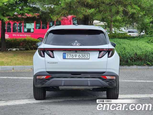 Hyundai Tucson NX4 Gasoline 1.6 Turbo 2WD Inspiration - фото 2