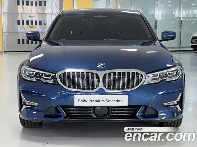 BMW 3-Series G20 320i Luxury - фото 1