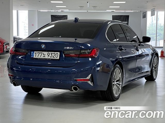 BMW 3-Series G20 320i Luxury - фото 3