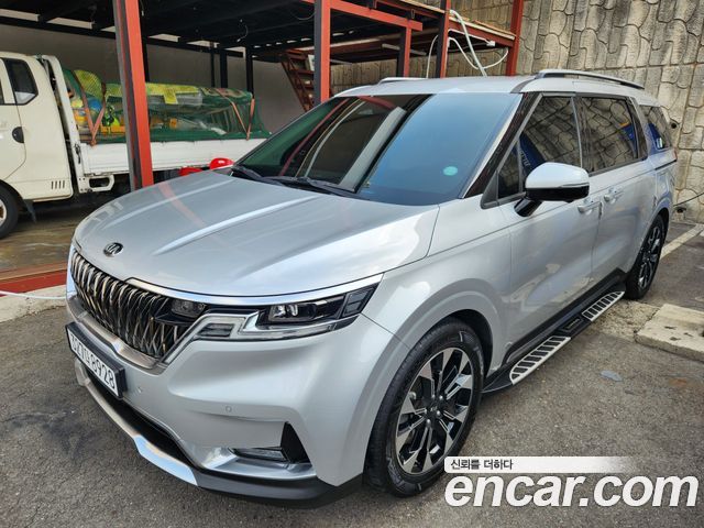 Kia Carnival 4-го поколения 9-Seater Signature - фото 0
