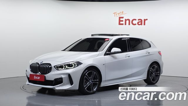 BMW 1 Series F40 120i M Sports - фото 0
