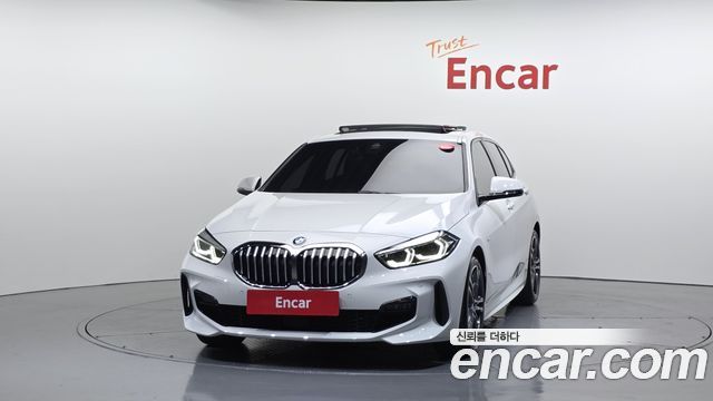 BMW 1 Series F40 120i M Sports - фото 2