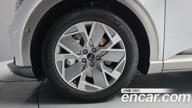 Genesis GV60 Standard AWD - фото 4