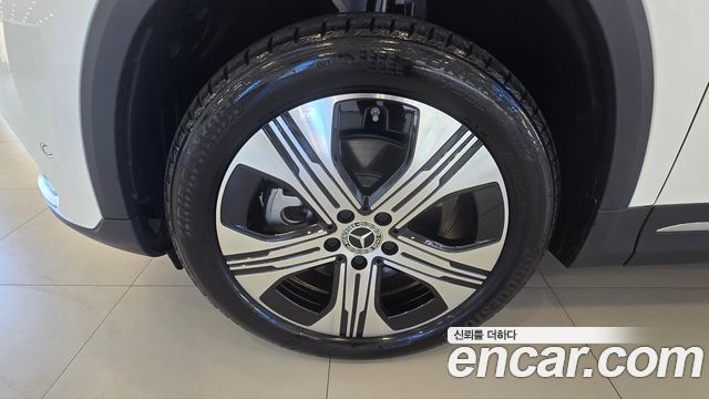 Mercedes-Benz EQA H243 EQA250 Progressive - фото 4