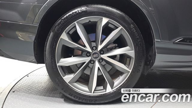 Audi Q7 50 TDI Quattro Premium - фото 4