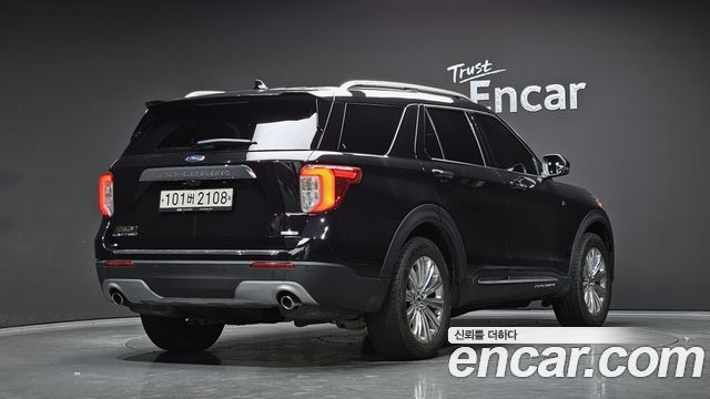 Ford Explorer 6-го поколения 2.3 LimIted 4WD - фото 1