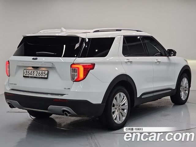 Ford Explorer 6-го поколения 2.3 LimIted 4WD - фото 3