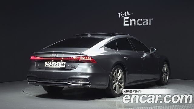 Audi A7 55 TFSI Quattro Premium - фото 1