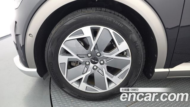 Genesis GV60 Standard - фото 4