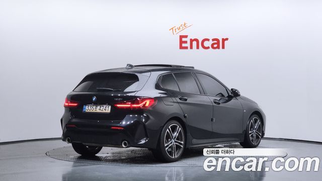BMW 1 Series F40 120i M Sports - фото 1