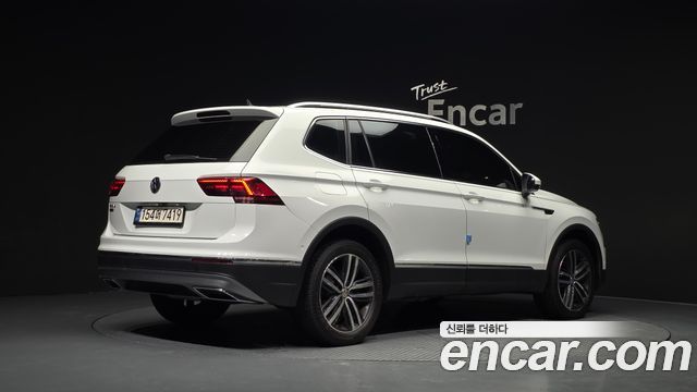 Volkswagen Tiguan Allspace 2.0 TDI Prestige - фото 1