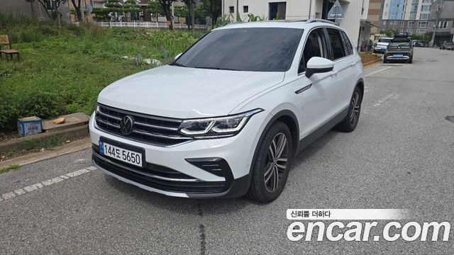Volkswagen Tiguan 2-го поколения 2.0 TDI Prestige - фото 1