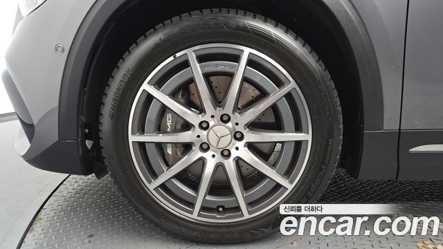 Mercedes-Benz GLA-Class H247 GLA45 AMG 4MATIC+ - фото 3