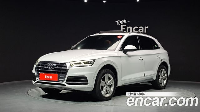 Audi Q5 FY 40 TDI Quattro Premium - фото 0