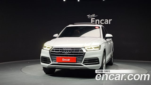 Audi Q5 FY 40 TDI Quattro Premium - фото 2