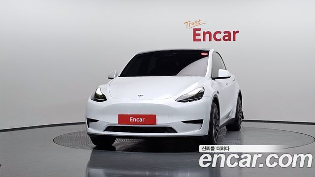 Tesla Model Y RWD - фото 2