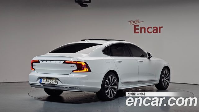 Volvo S90 B5 Ultimate Bright - фото 0