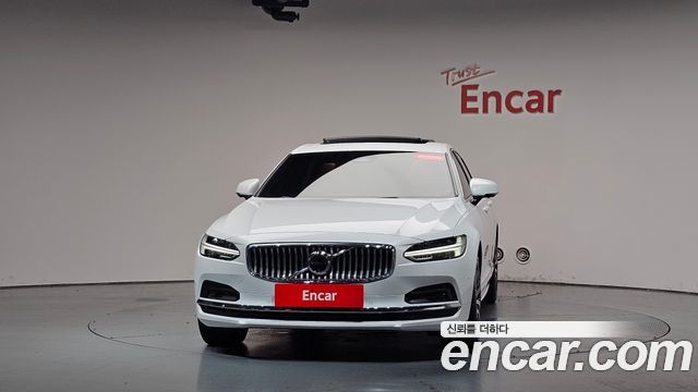 Volvo S90 B5 Ultimate Bright - фото 1
