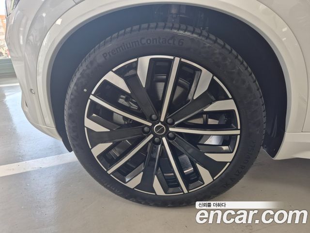 Volvo XC90 2-го поколения B6 Ultra Bright - фото 4