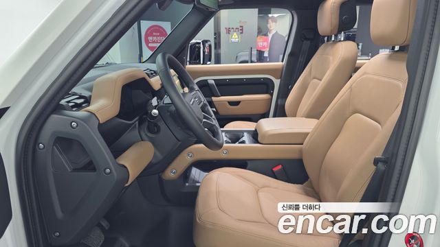 Land Rover Defender L663 110 P300 X-Dynamic SE - фото 2