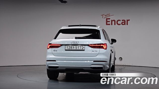 Audi Q3 F3 35 TDI Premium - фото 2