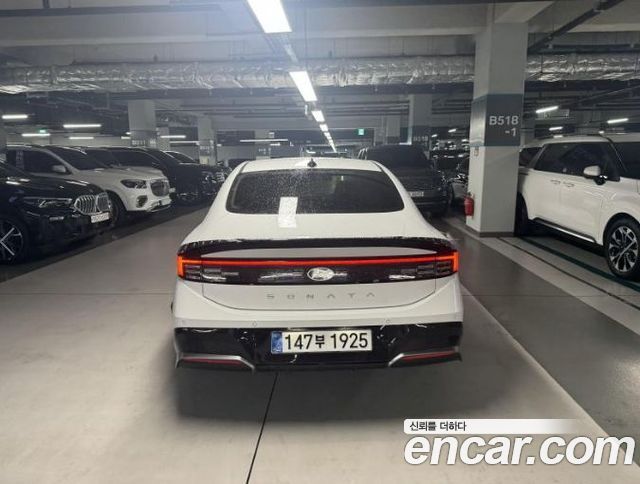 Hyundai Sonata The Edge DN8 2.0 Premium - фото 2