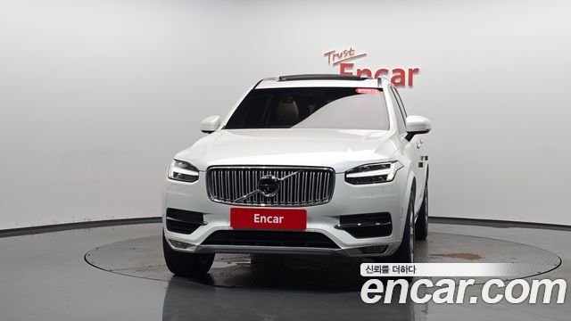 Volvo XC90 2-го поколения D5 Inscription - фото 1