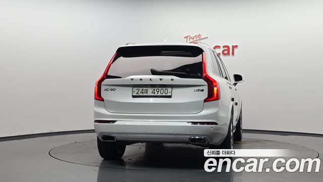 Volvo XC90 2-го поколения D5 Inscription - фото 2