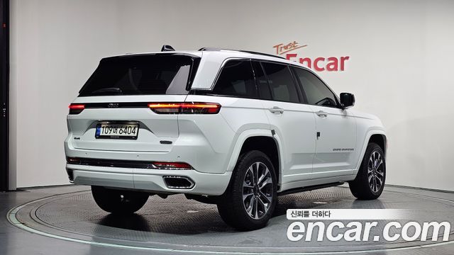Jeep Cherokee WL 3.6 Overland - фото 1