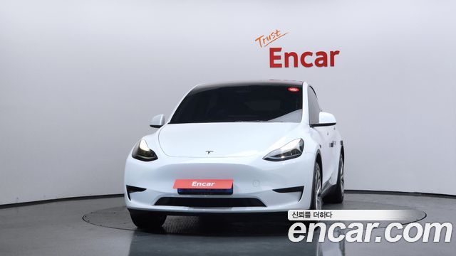 Tesla Model Y RWD - фото 2