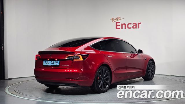 Tesla Model 3 Performance AWD - фото 1