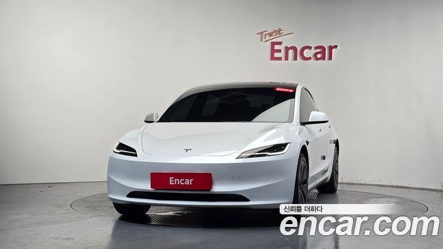 Tesla Model 3 RWD - фото 2