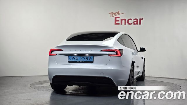 Tesla Model 3 RWD - фото 3