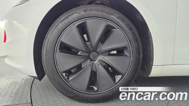 Tesla Model 3 RWD - фото 4