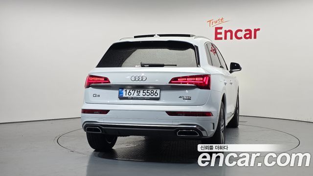 Audi Q5 FY 40 TDI Quattro Premium - фото 3
