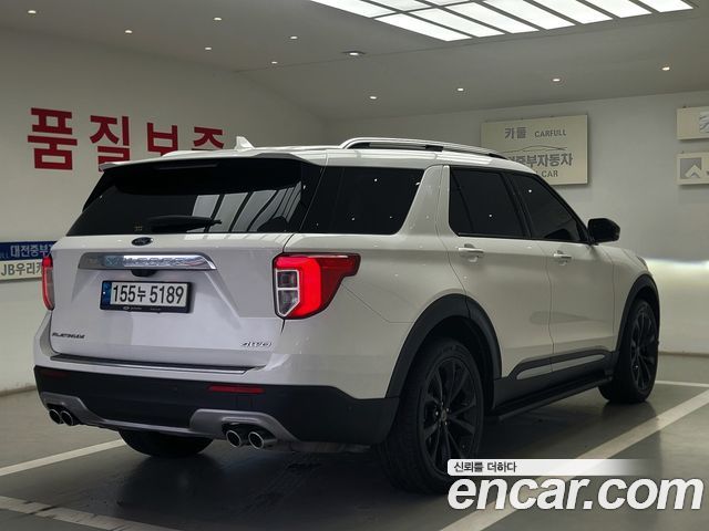 Ford Explorer 6-го поколения 3.0 Platinum 4WD - фото 1