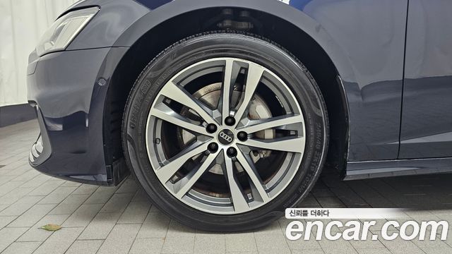 Audi A6 C8 40 TDI Premium - фото 3