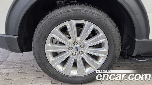 Ford Explorer 6-го поколения 3.0 PHEV - фото 4