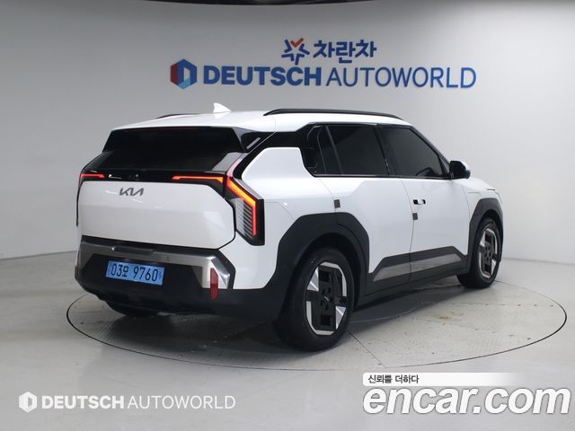 Kia EV3 Long Range 2WD Earth - фото 3