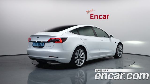 Tesla Model 3 Long Range AWD - фото 1