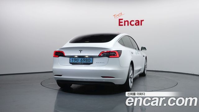 Tesla Model 3 Long Range AWD - фото 3