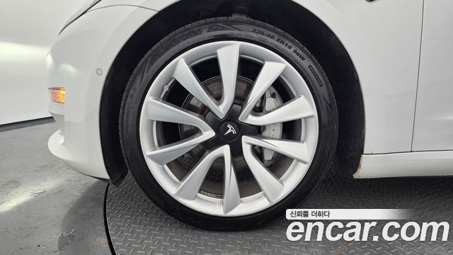 Tesla Model 3 Long Range AWD - фото 4