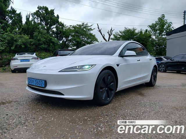 Tesla Model 3 Long Range AWD - фото 0